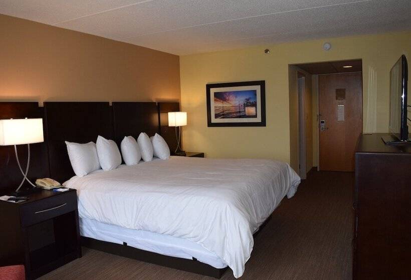 Bridgepointe Hotel & Marina