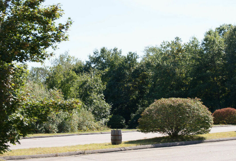 호텔 Budget Inn North Stonington