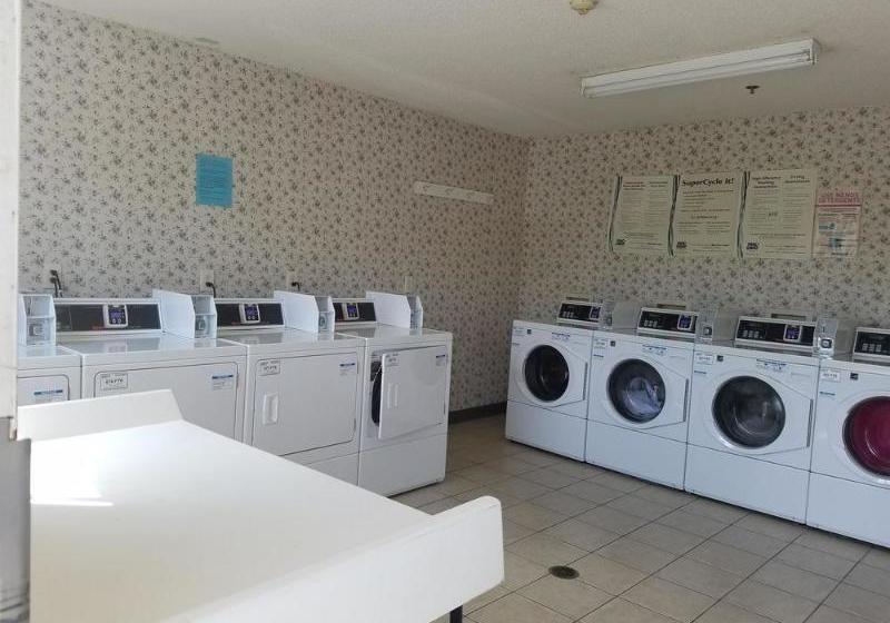 בית מלון כפרי Budgetel Inn & Suitesbirmingham South