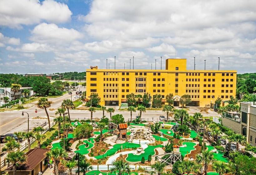 هتل Camelot By The Sea By Oceana Resorts