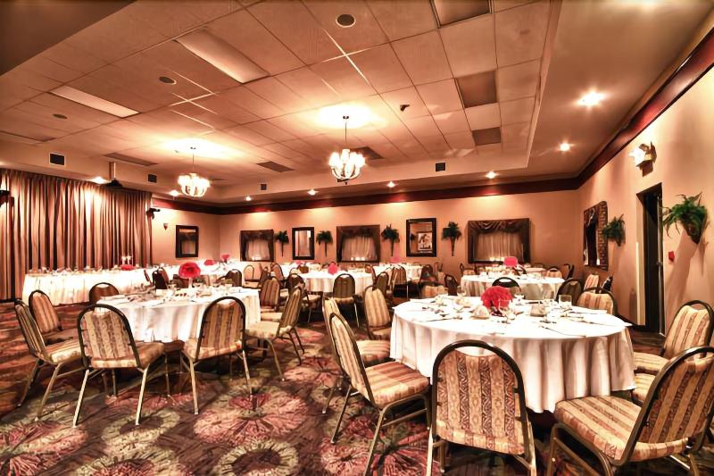 호텔 Christopher Inn And Suites