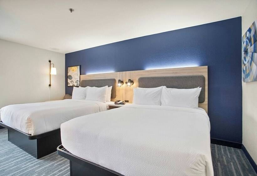 בית מלון כפרי City Express by Marriott Duluth