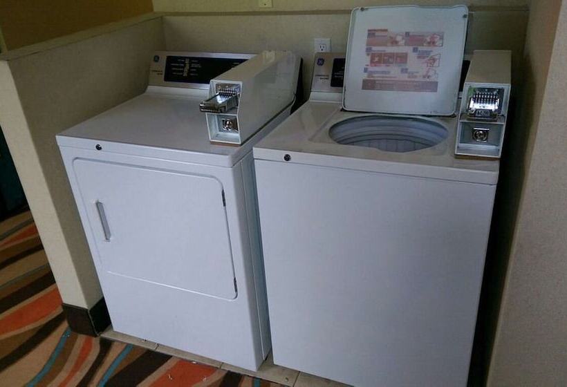 فندق Surestay Plus By Best Western Corydon