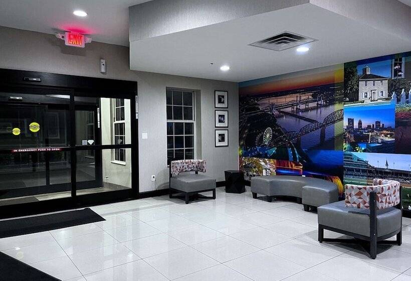 فندق Surestay Plus By Best Western Corydon