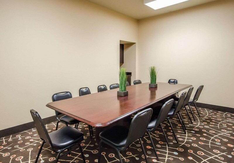 فندق Surestay Plus By Best Western Corydon