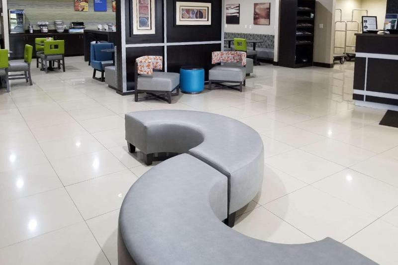 فندق Surestay Plus By Best Western Corydon