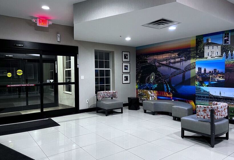 فندق Surestay Plus By Best Western Corydon