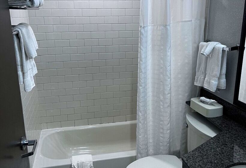 فندق Surestay Plus By Best Western Corydon