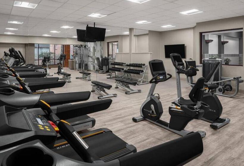 فندق Cleveland Marriott East