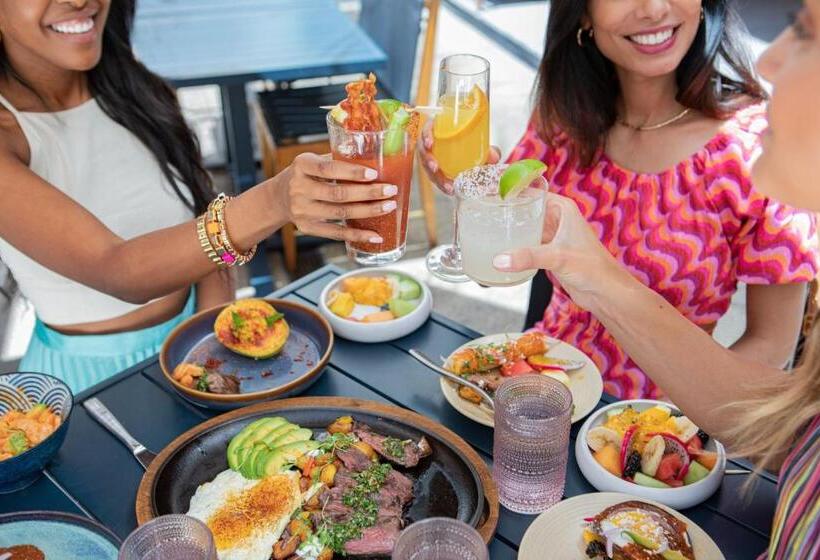 Clio, A Luxury Collection Hotel, Denver Cherry Creek