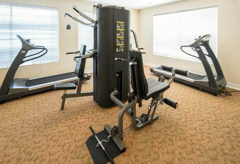 فندق Club De Soleil Allsuite Resort