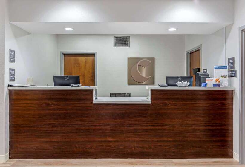 فندق Comfort Inn & Suites