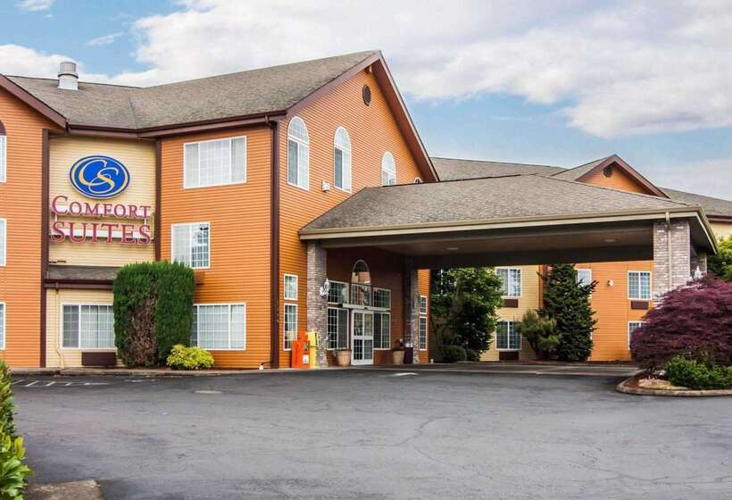 فندق Comfort Suites