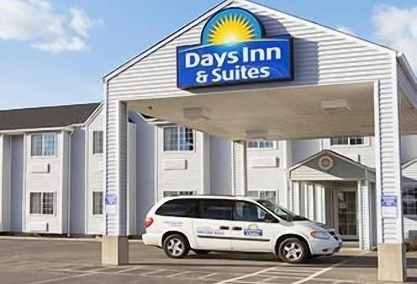 Отель Days Inn & Suites By Wyndham Spokane Airport Airway Heights