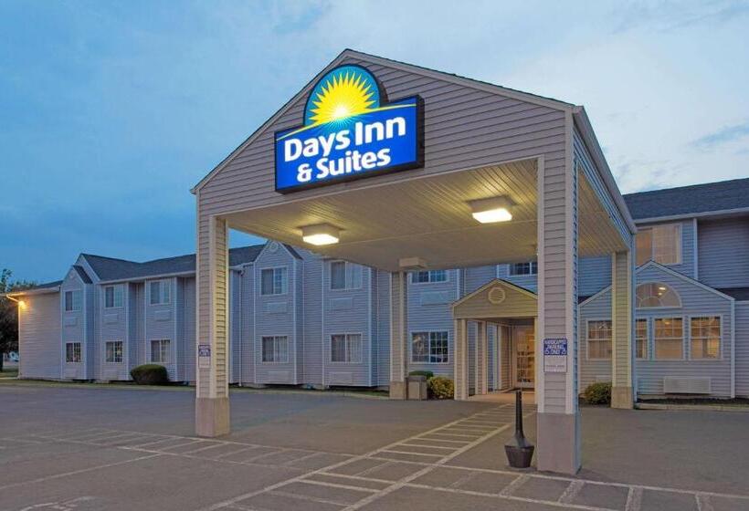 Отель Days Inn & Suites By Wyndham Spokane Airport Airway Heights