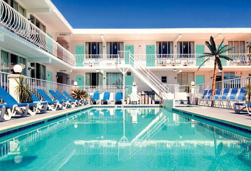 호텔 Daytona Inn And Suites