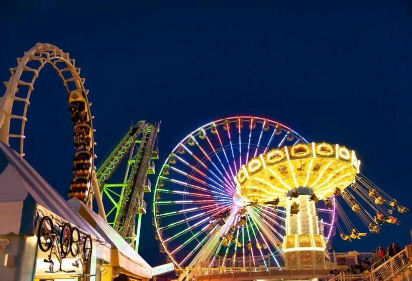 호텔 Daytona Inn And Suites