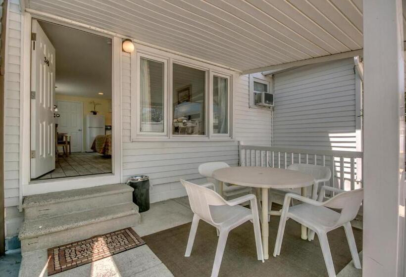 호텔 Daytona Inn And Suites