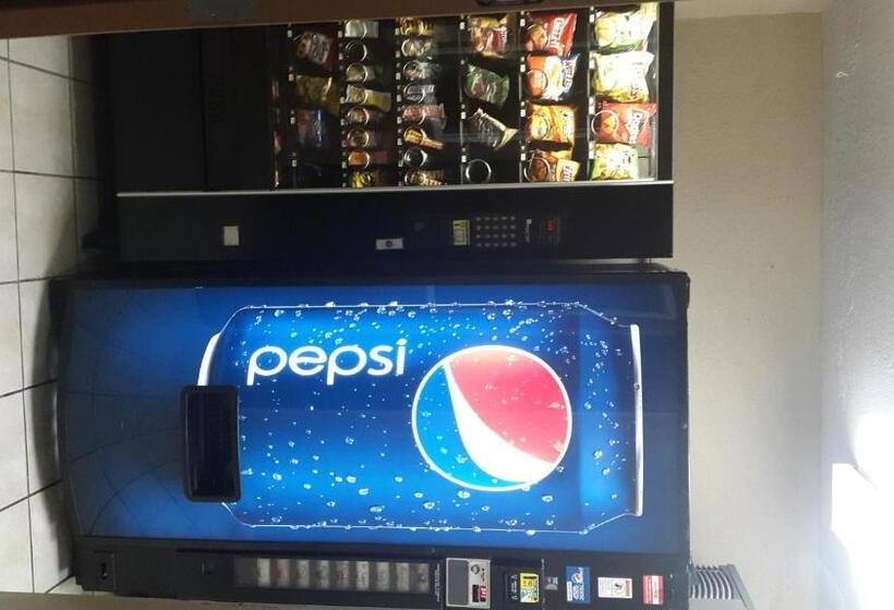 فندق Desert Inn Tucumcari