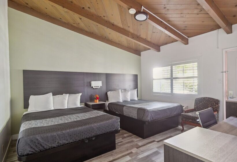 فندق Discovery Inn Monterey Bay