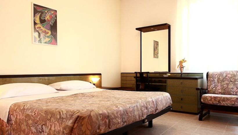 בית מלון כפרי Duca Degli Abruzzi