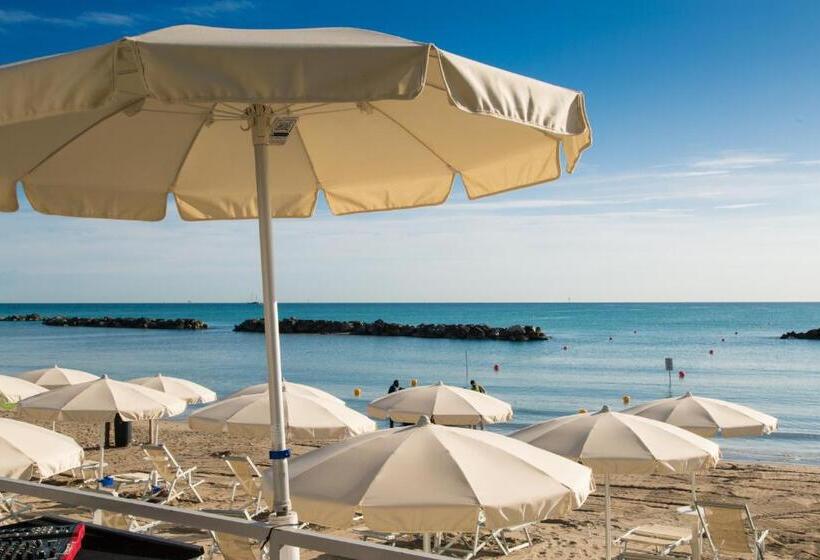 בית מלון כפרי Duca Degli Abruzzi