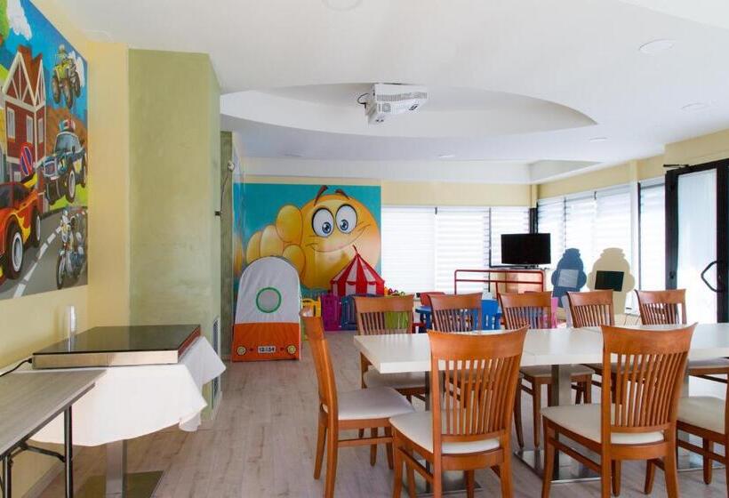 בית מלון כפרי Duca Degli Abruzzi