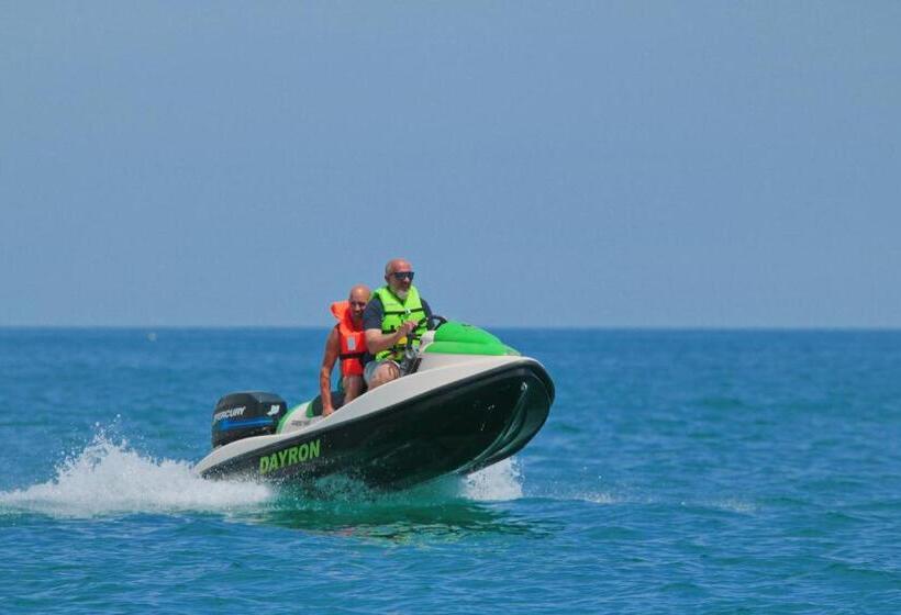 בית מלון כפרי Duca Degli Abruzzi