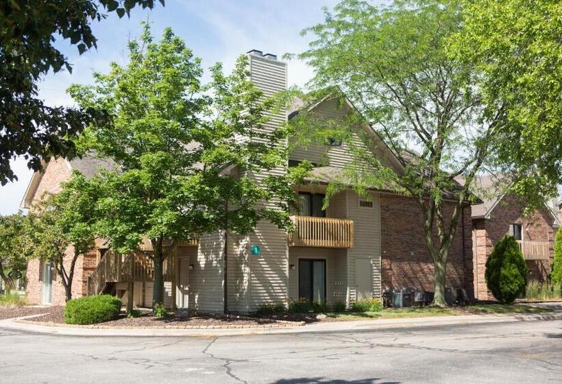 Eastland Suites Extended Stay Hotel & Conference Center Urbana