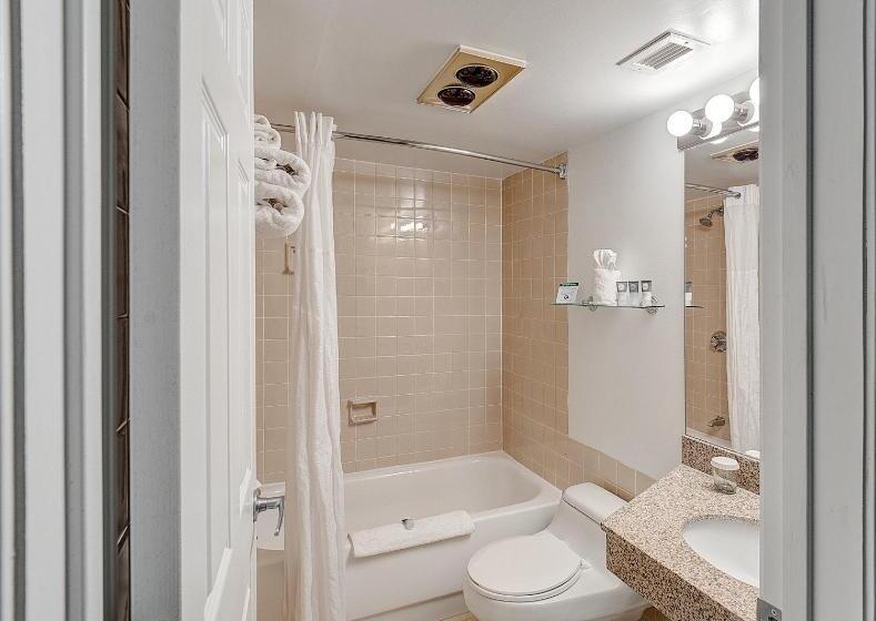 Eastland Suites Extended Stay Hotel & Conference Center Urbana