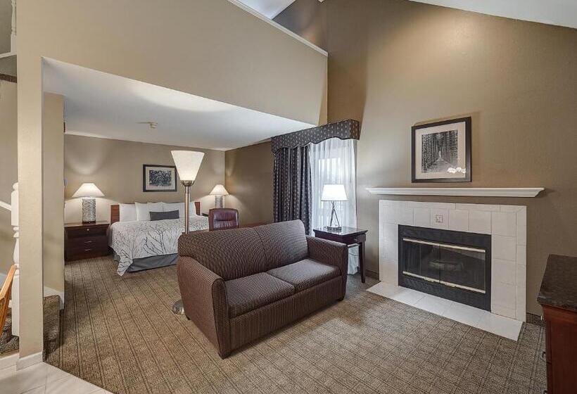 Eastland Suites Extended Stay Hotel & Conference Center Urbana