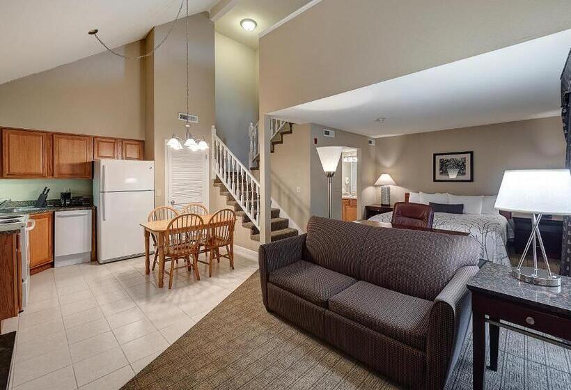 Eastland Suites Extended Stay Hotel & Conference Center Urbana