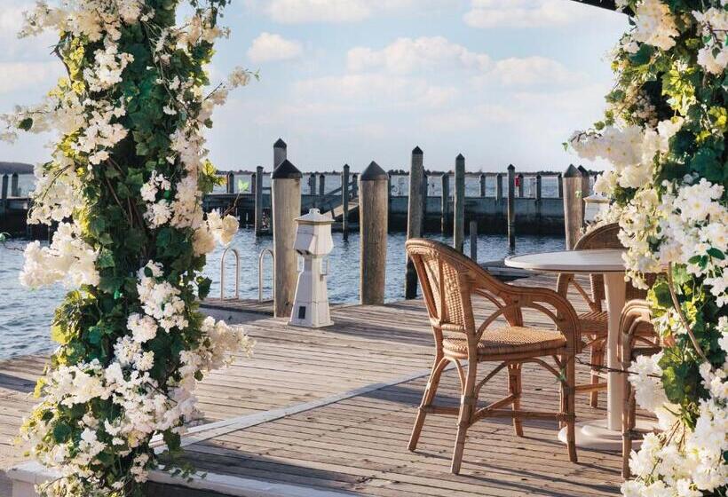 فندق Ehp Resort & Marina