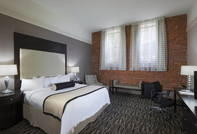 هتل Fairfield Inn & Suites By Marriott Keene Downtown