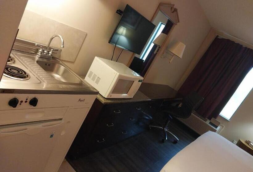 בית מלון כפרי Fairway Inn La Porte