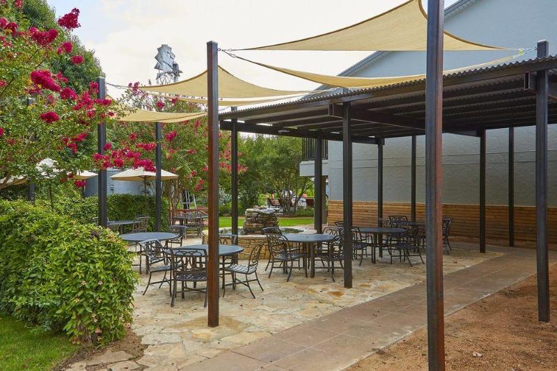 酒店 Fredericksburg Inn And Suites