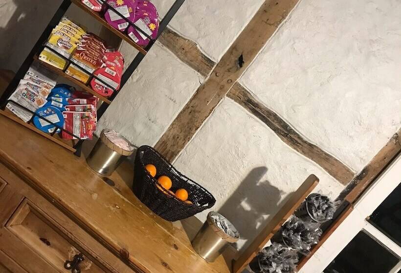 酒店 Fredericksburg Inn And Suites