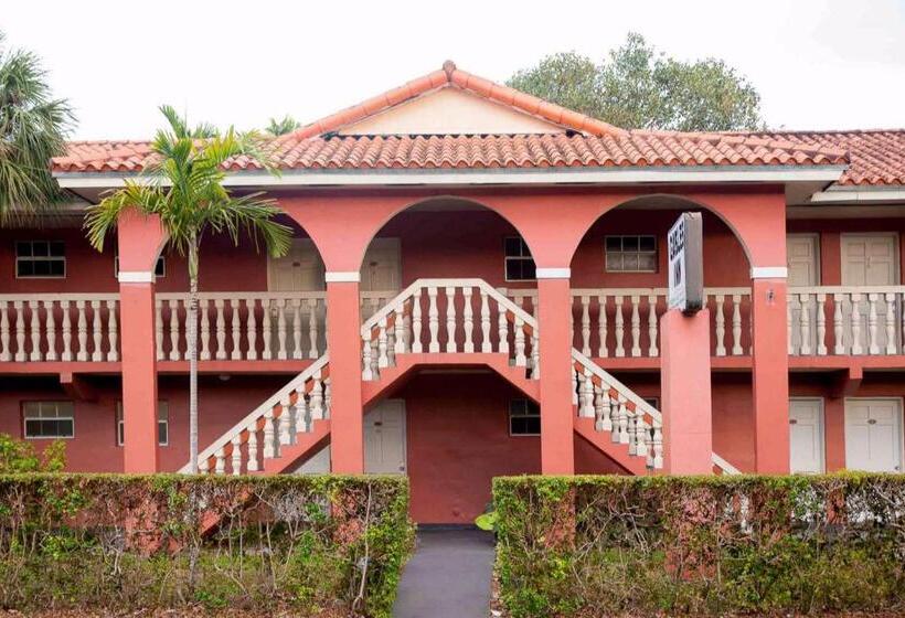 Отель Gables Inn