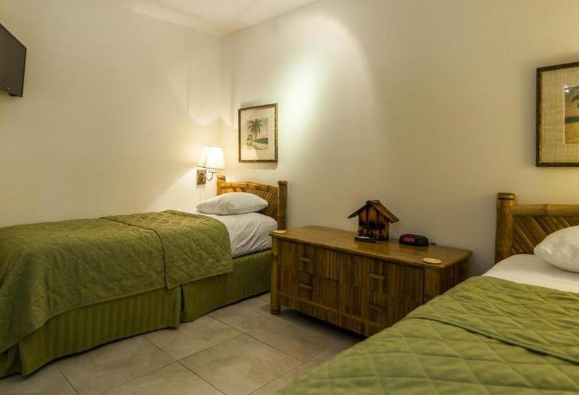 ホテル Galleon Resort And Marina