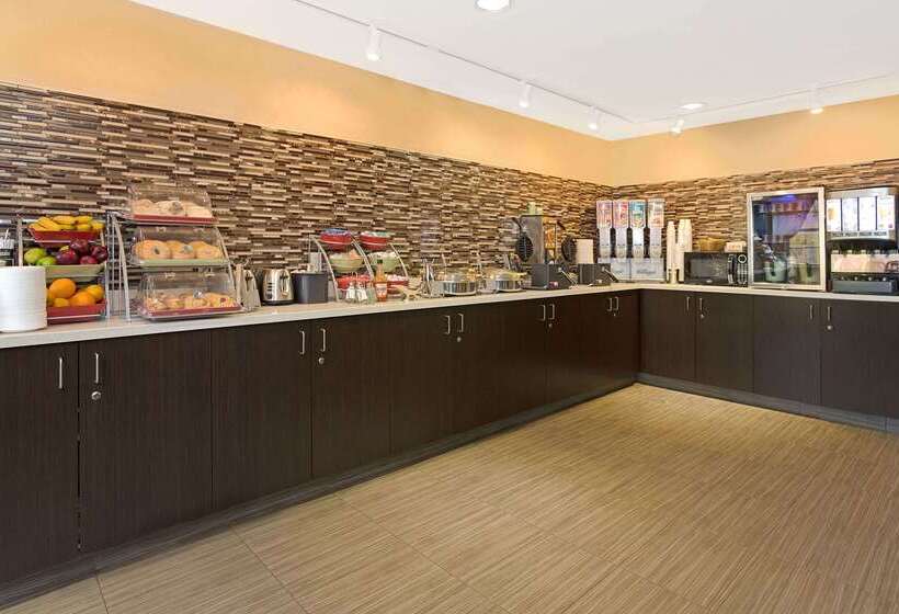 Отель Hawthorn Extended Stay By Wyndham Cincinnati/sharonville
