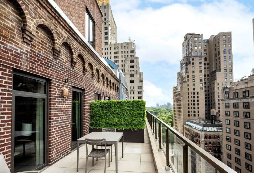 فندق Hilton Club The Quin New York