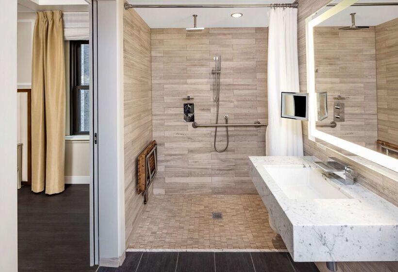 فندق Hilton Club The Quin New York