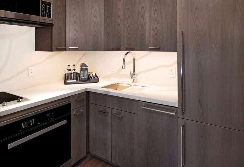 فندق Hilton Club The Quin New York