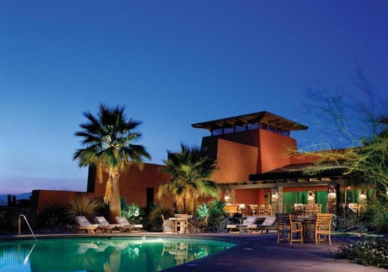 Отель Hilton Grand Vacations Club Palm Desert