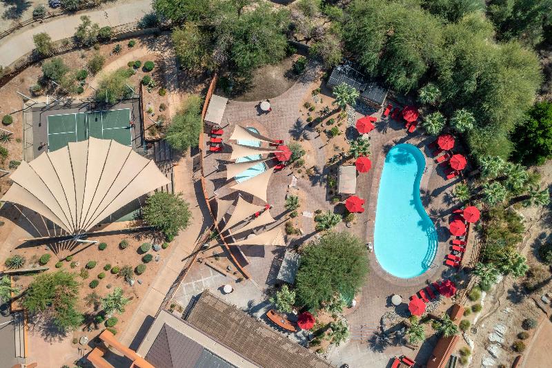 Отель Hilton Grand Vacations Club Palm Desert