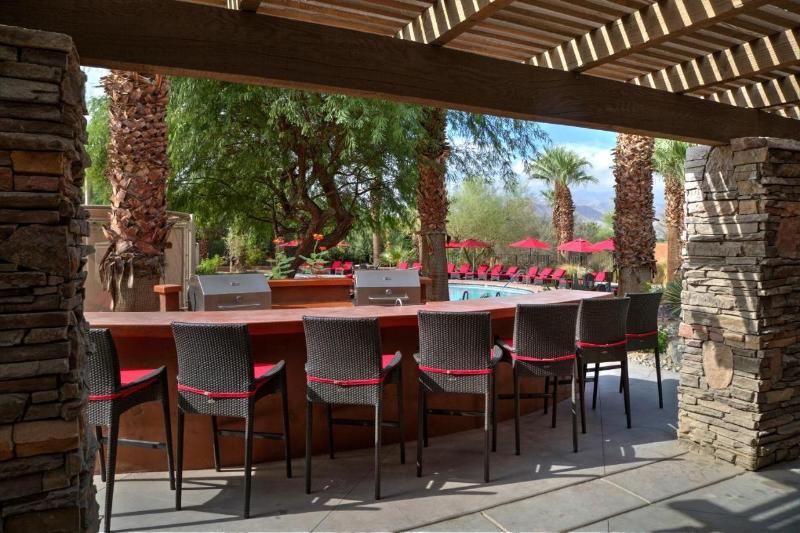 Отель Hilton Grand Vacations Club Palm Desert