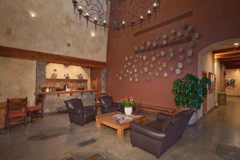 בית מלון כפרי Hilton Grand Vacations Club Palm Desert