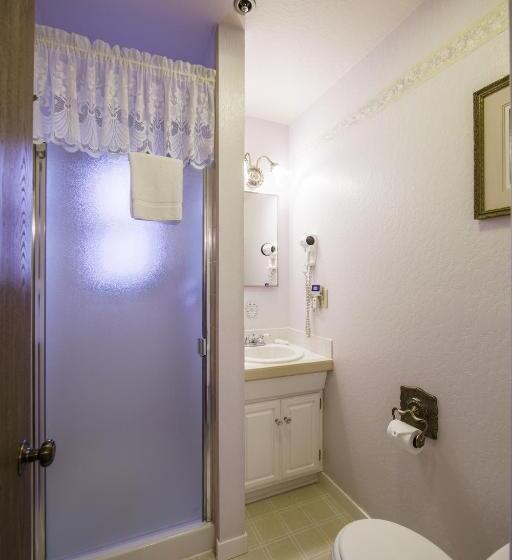 ホテル Historic Cary House