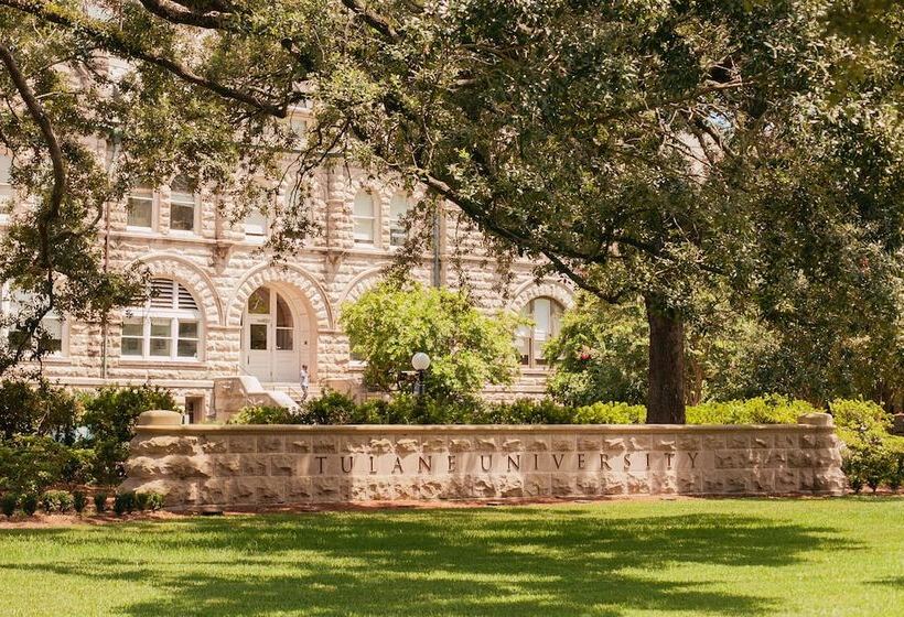 هتل Historic Streetcar Inn