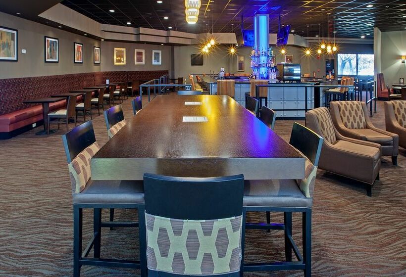 호텔 Holiday Inn Evansville Airport